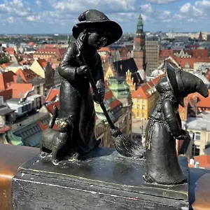 https://rynek-pod-fredr.hotelswroclaw.com