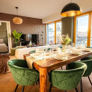 https://wenceslas-sq-soho-boutique-apartments-premium-suites.praguehotelsweb.com