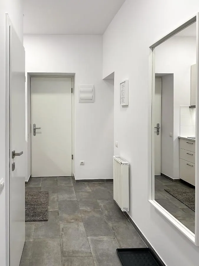 Comfy Apartments At Siebertgasse Viyana 0*,