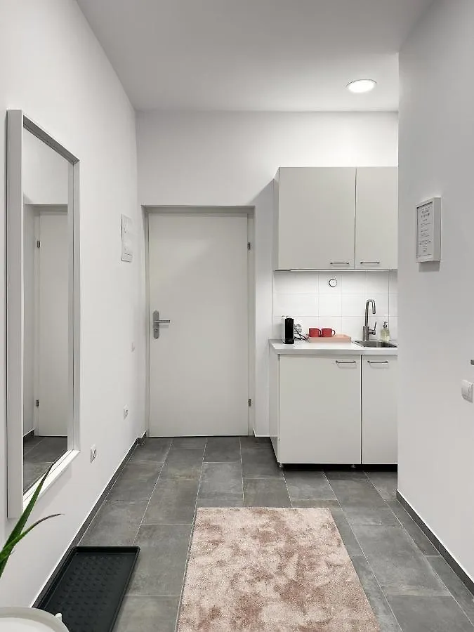 Comfy Apartments At Siebertgasse Viyana